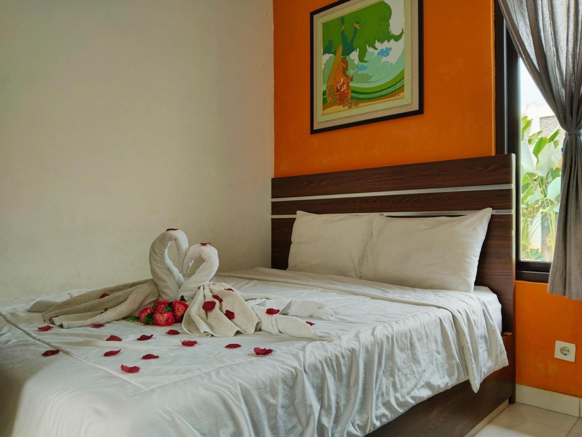Dejati House Hotel Bekasi Kültér fotó